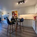 Moderne studio aan zee