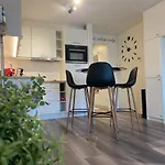 Moderne studio aan zee